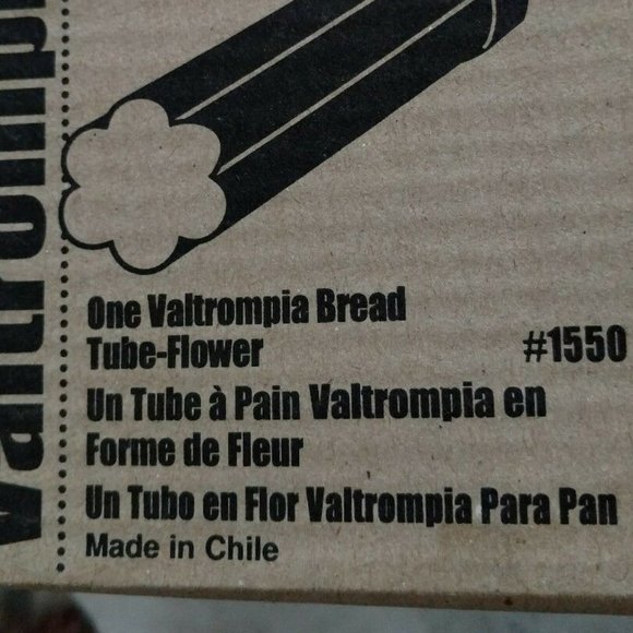 The Pampered Shelf Valtompia Bread Tube-Flower # 1550 new in box - Picture 3 of 5